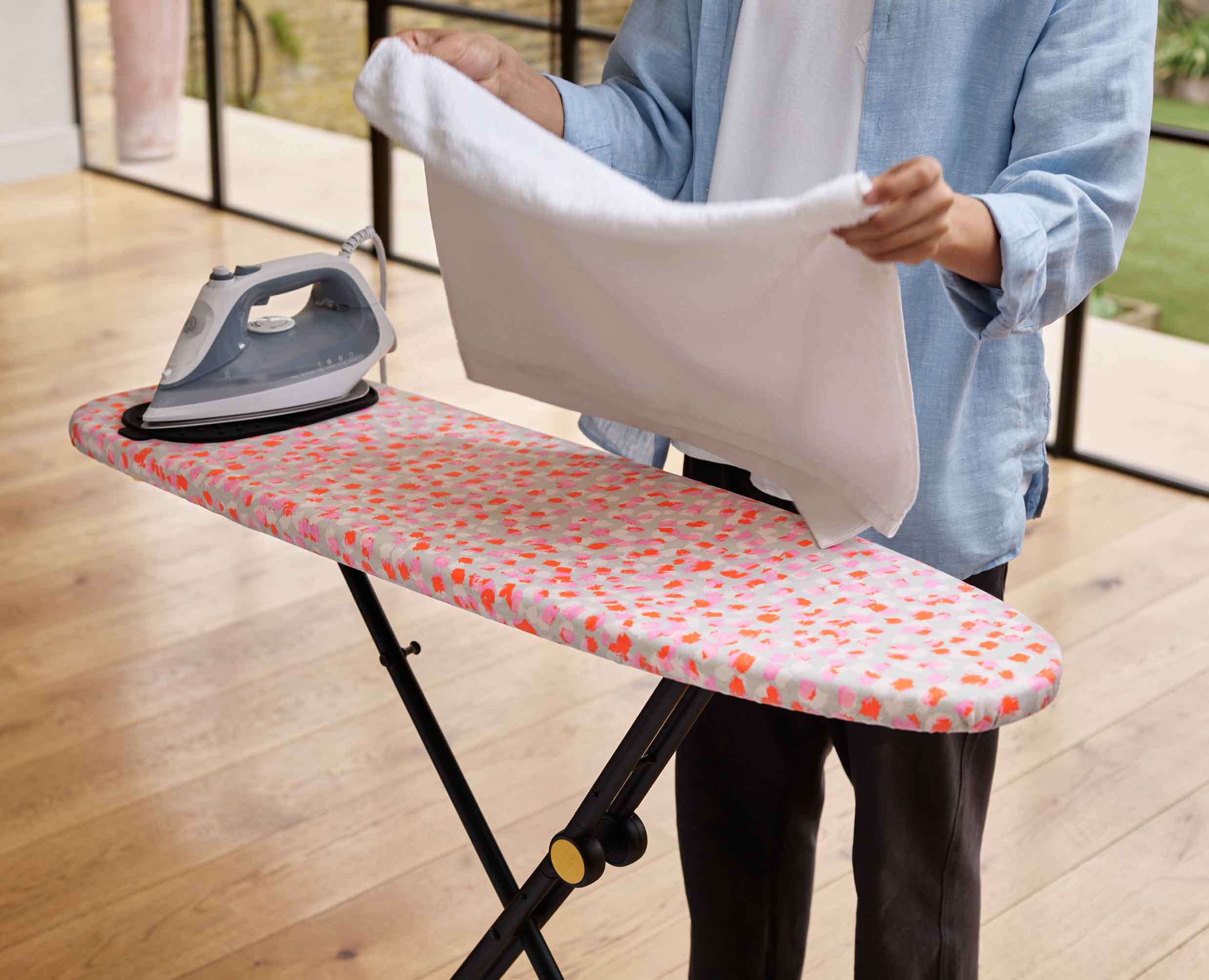 Glide Compact 110cm Peach Easy-store Ironing Board